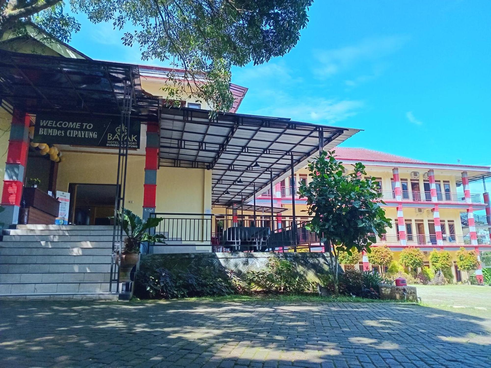 Bayak Hotel Bumdes Cipayung & Resort Ciguntur Buitenkant foto