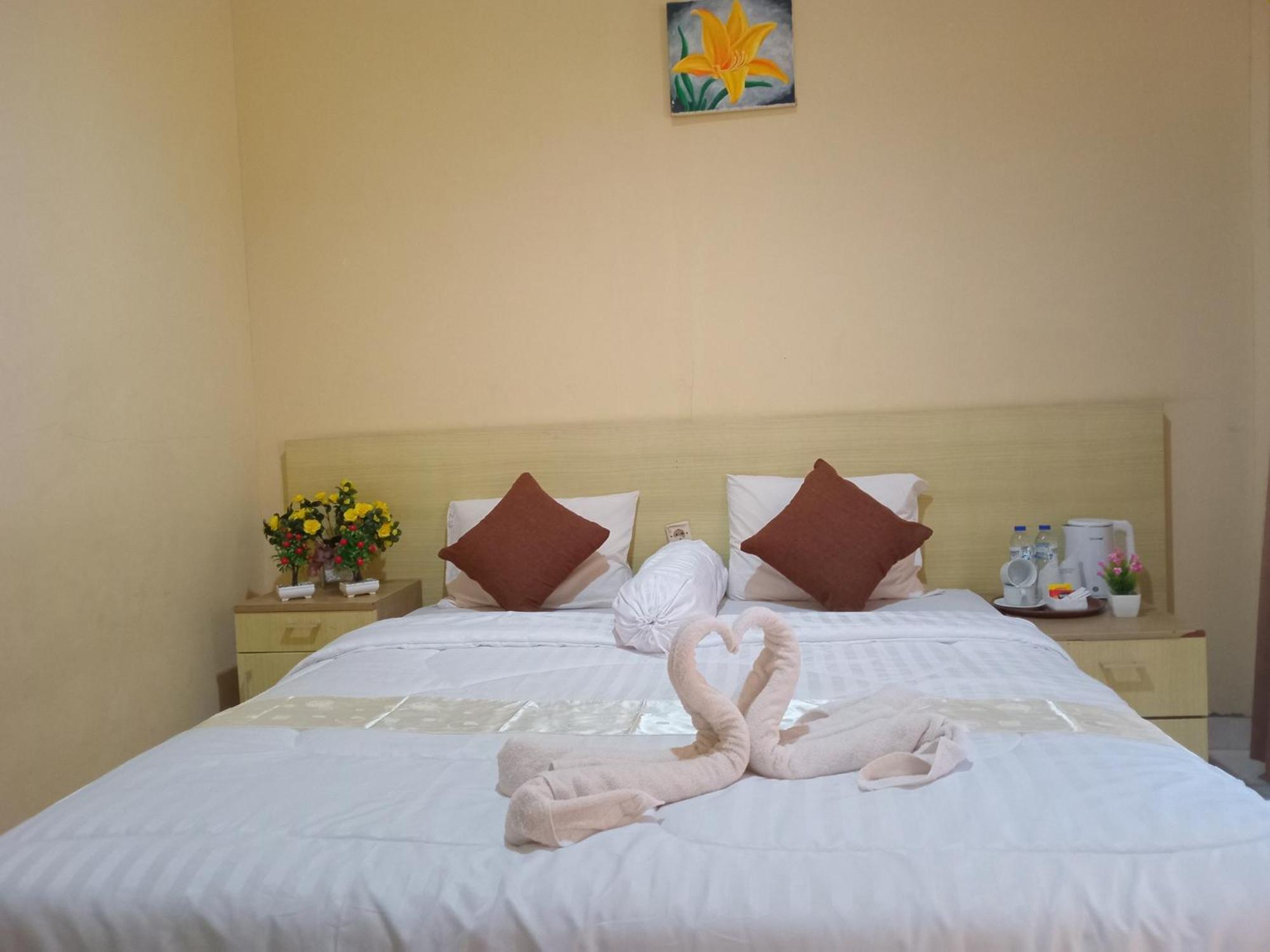 Bayak Hotel Bumdes Cipayung & Resort Ciguntur Buitenkant foto